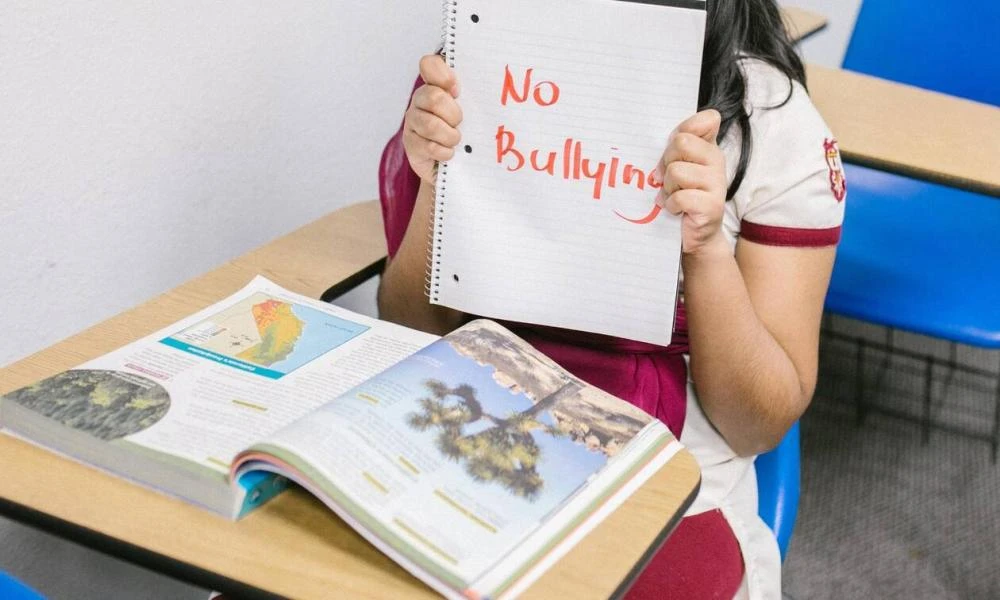 Γλυφάδα: «Η βία μέσα από τα μάτια των παιδιών»-Συγκινεί η ταινία μικρού μήκους που έφτιαξαν μαθητές δημοτικού